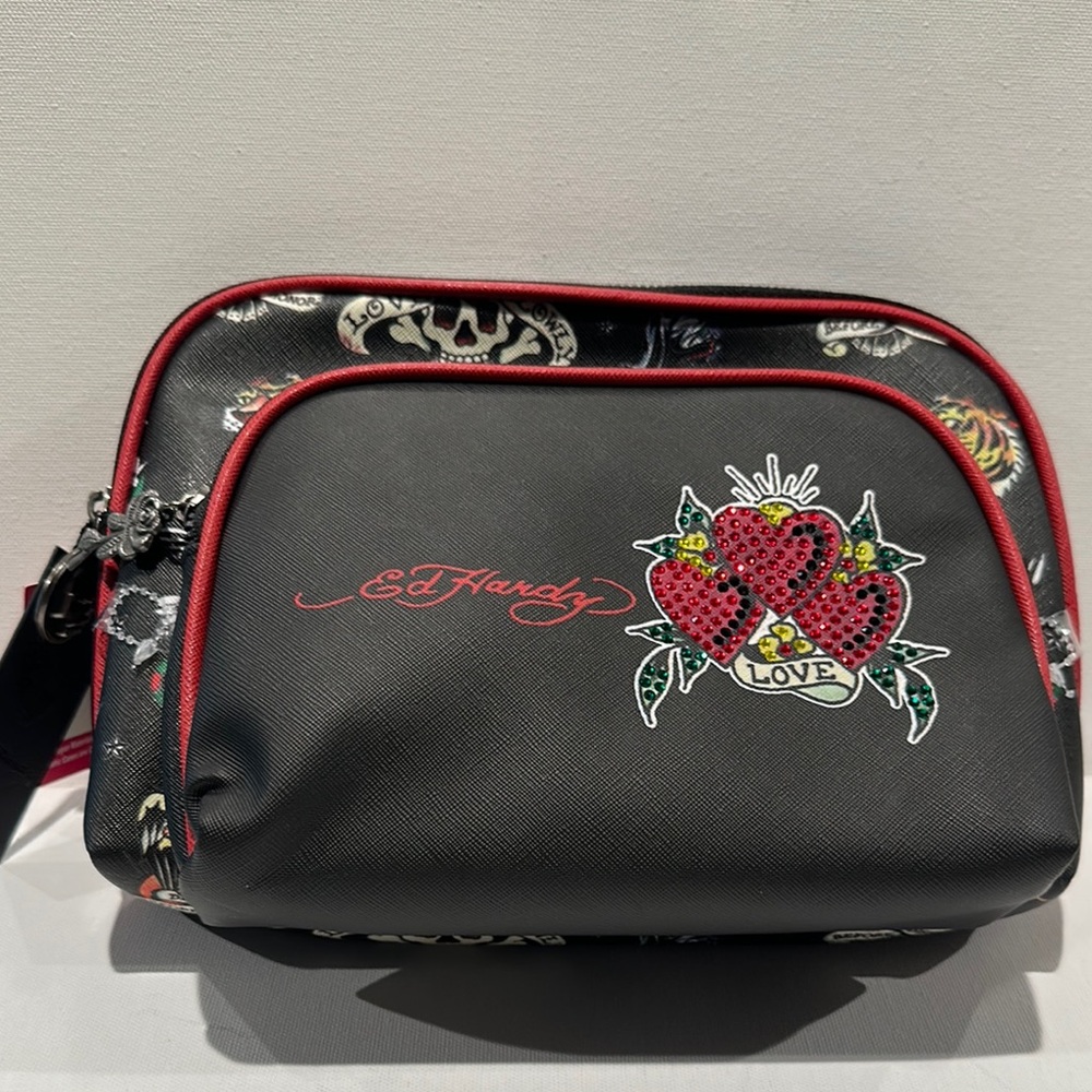 NWT Ed Hardy (2) piece Cosmetics bag Set.